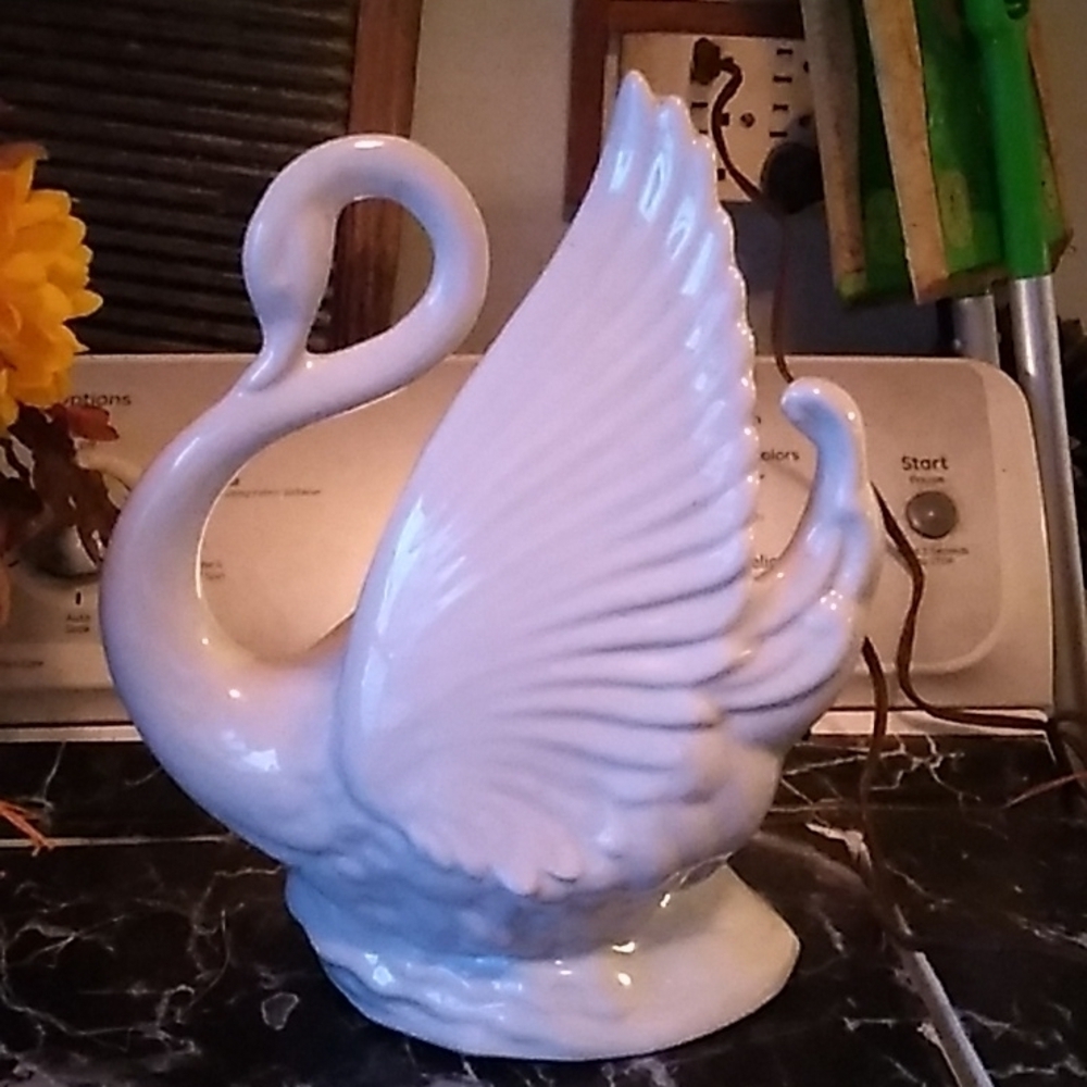 Vintage mcm Maddox of Cali TV lamp farmhouse shabby chic boho